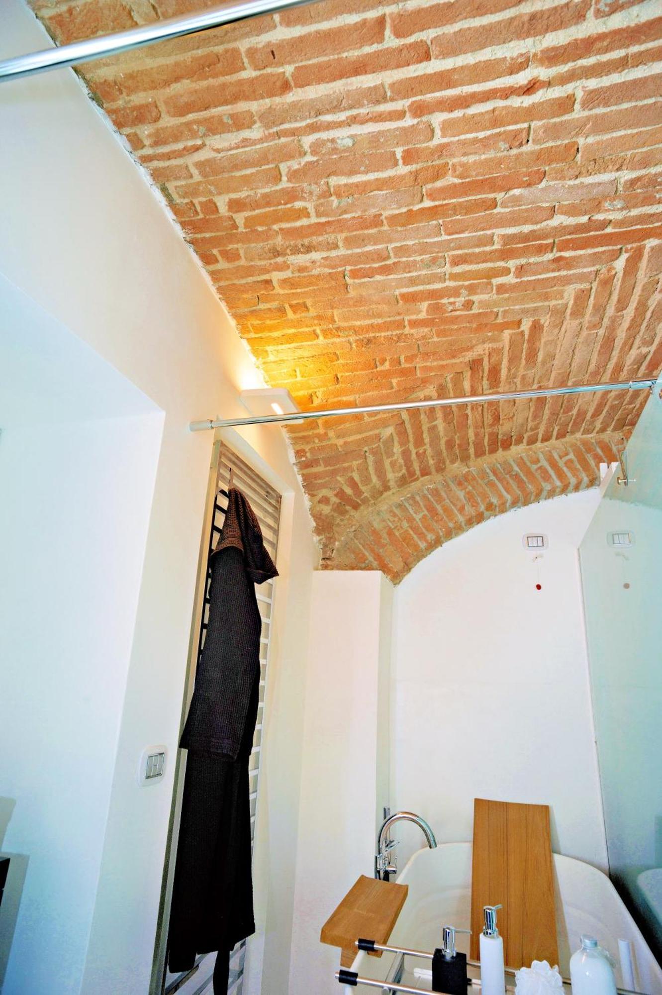 Elegant And Modern Loft In Medieval Bologna Exterior foto